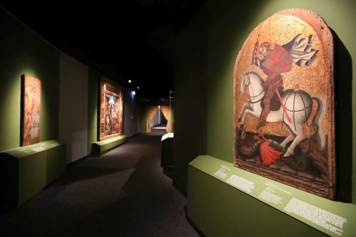 Exhibition layouts St. George. The journey of a knightly saint from the East to Genoa.
