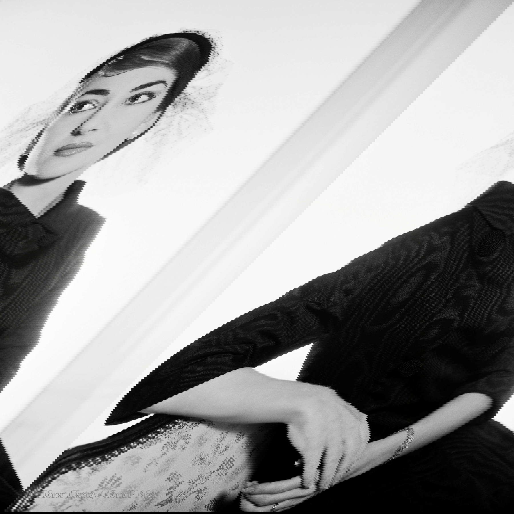 Horst P. Horst, Maria Callas, Waldorf Astoria hotel, New York, 1952 © Horst Estate