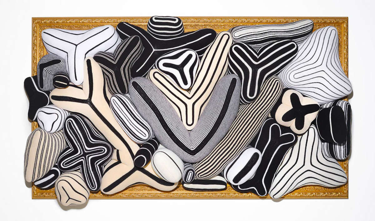 Joana Vasconcelos, Venus. The Painting (2025; handmade wool crochet, ornaments, polyester on canvas, gold frame, plywood, 170 &times; 300 &times; 40 cm; Collection of the artist)