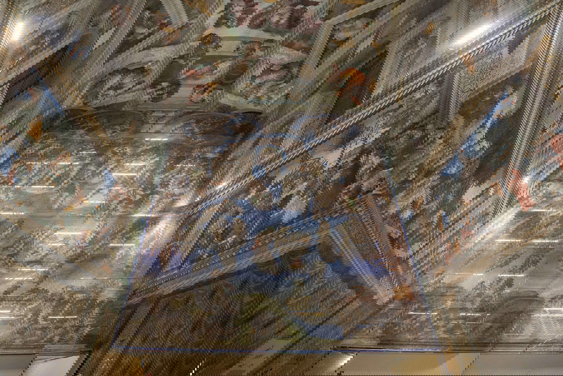 Chapelle Sixtine, Jugement dernier, l'échafaudage avec la couverture reproduisant la fresque. Copyright &copy; Gouvernorat SCV - Direction des musées. Tous droits réservés.