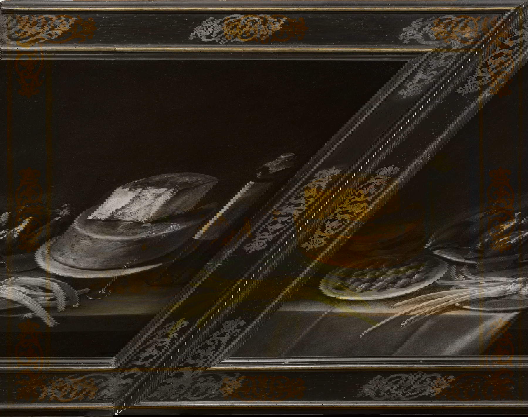 Giacomo Cipper, Natura morta con piatto di olive, piatto di fichi, formaggi, sedani, una bottiglia e calice (1700; olio su tela, 49,5 x 67,5 cm)