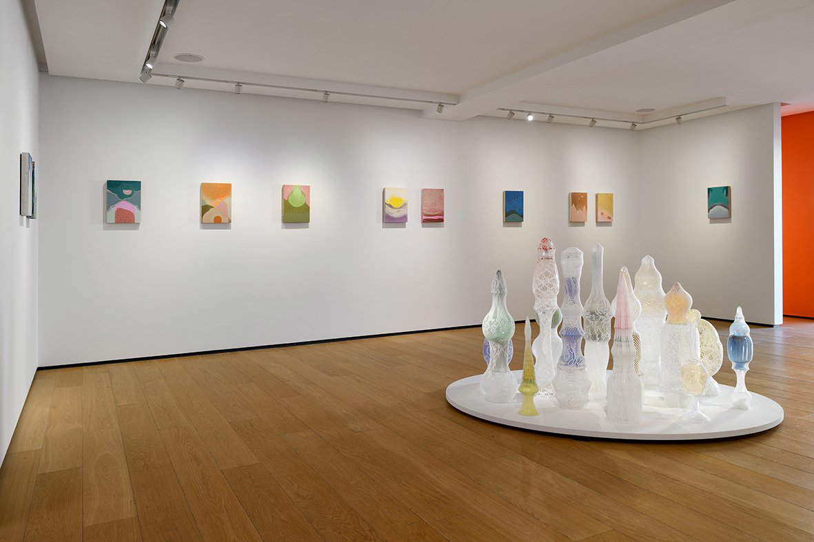 Montaje de la exposición Le Fantasmagoriche de Elena El Asmar, Building Terzo Piano. Foto: Michele Alberto Sereni, cortesía de Building, Milán.