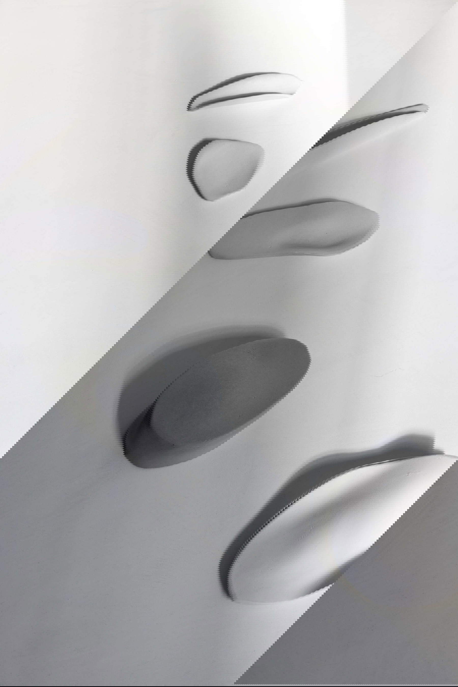 Manuela Cirino, Ni le ciel ni la terre, détail (2024). Photo : Roberto Marossi