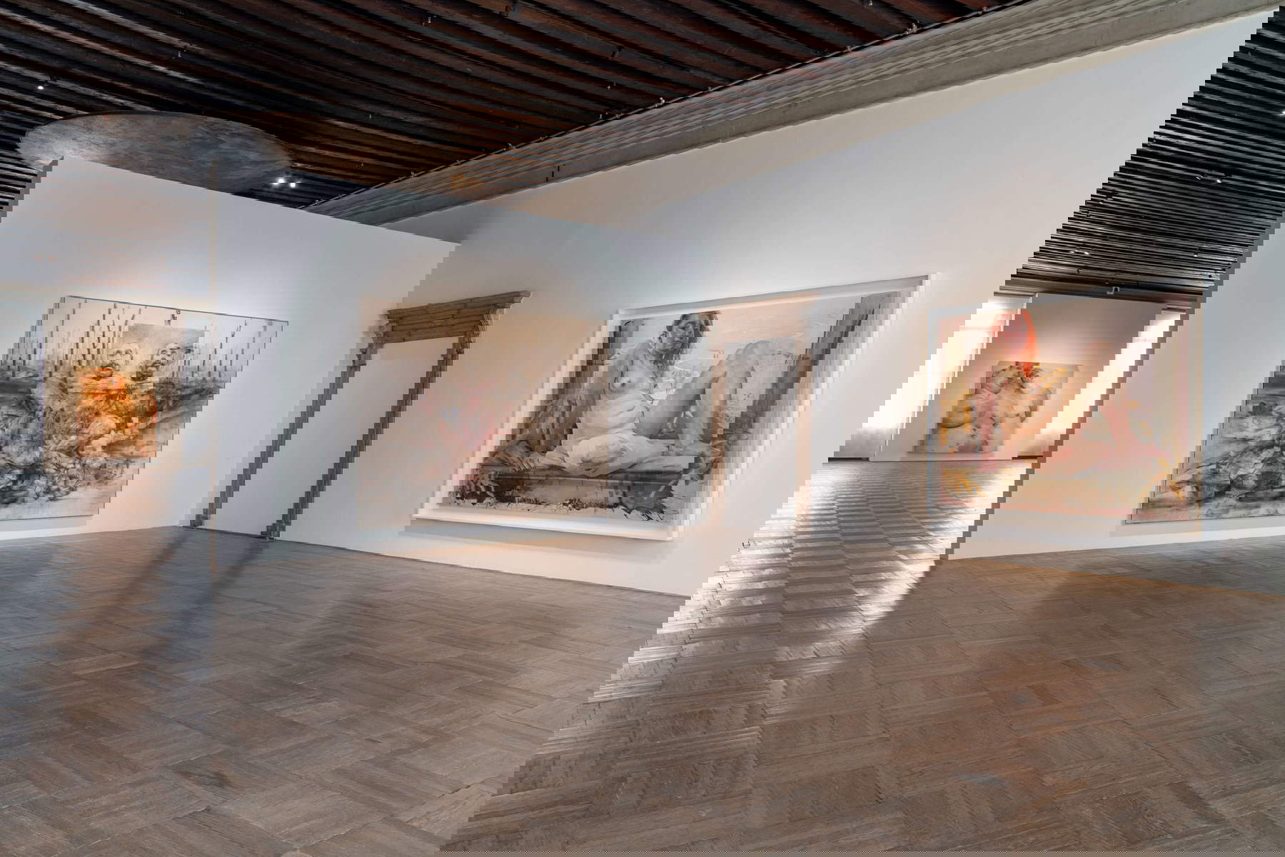 Set-ups of the Jenny Saville exhibition at Ca' Pesaro. Photo: Irene Fanizza