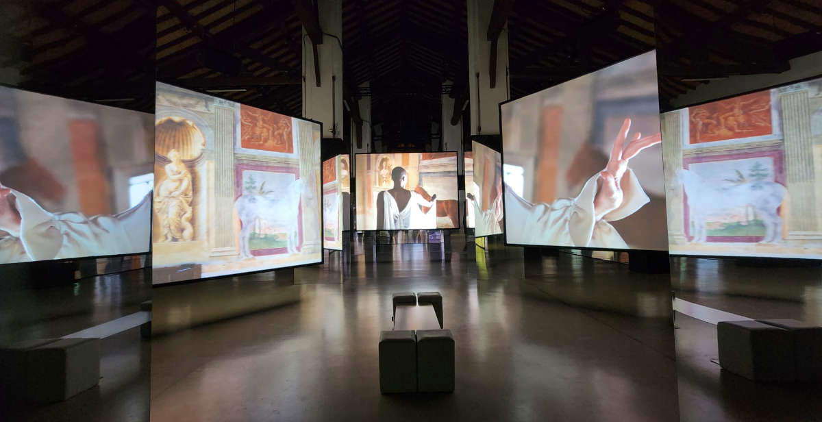 Arrangements of All that changes you. Metamorphosis. Photo: Federico Giannini