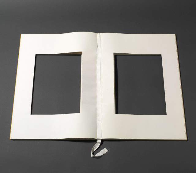 Vincenzo Agnetti, Libro dimenticato a memoria (1969; paper, 50.3 x 69.5 cm; Milan, Museo del Novecento)