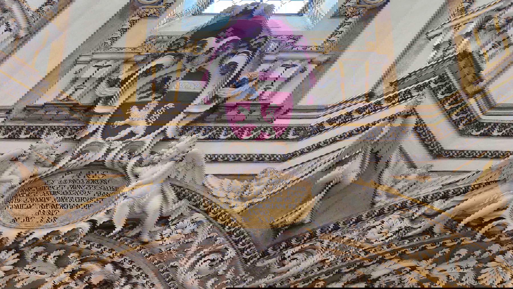 Cappella di San Ruperto, stemma di Paris Lodron