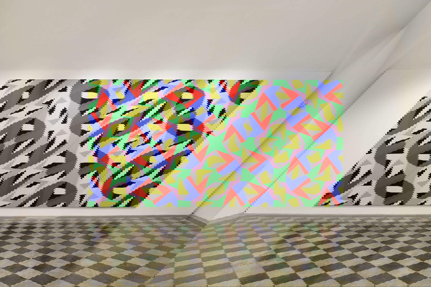 Aufbau für die Ausstellung Aesthetic Engineering von Sergio Lombardo in der Galerie 1/9unosunove. Foto: Roberto Arpa