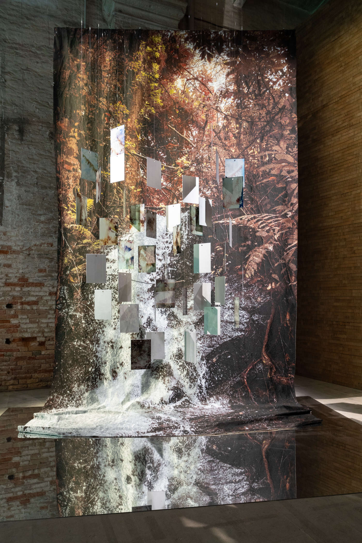 Biennale de Venise 2026, exposition internationale In minor keys, organisée par Koyo Kouoh. Mise en place. Photo : Luca Zambelli Bais