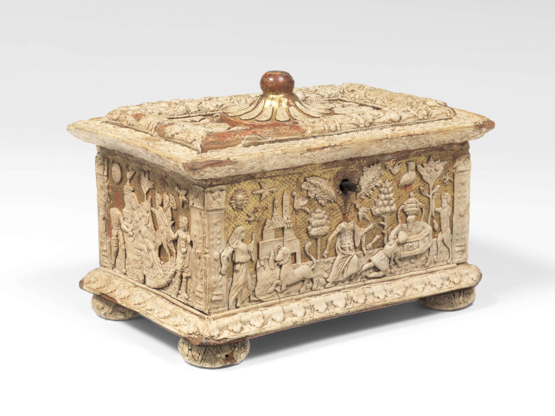 Bottega dei temi morali e amorosi, Cofanetto (primo quarto del XVI secolo; legno dorato, pastiglia, ferro battuto; Roma, VIVE &ndash; Vittoriano e Palazzo Venezia)