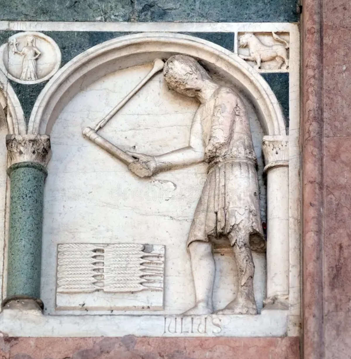 Zyklus der Monate: Juli. Foto: Museumskomplex des Doms von Lucca