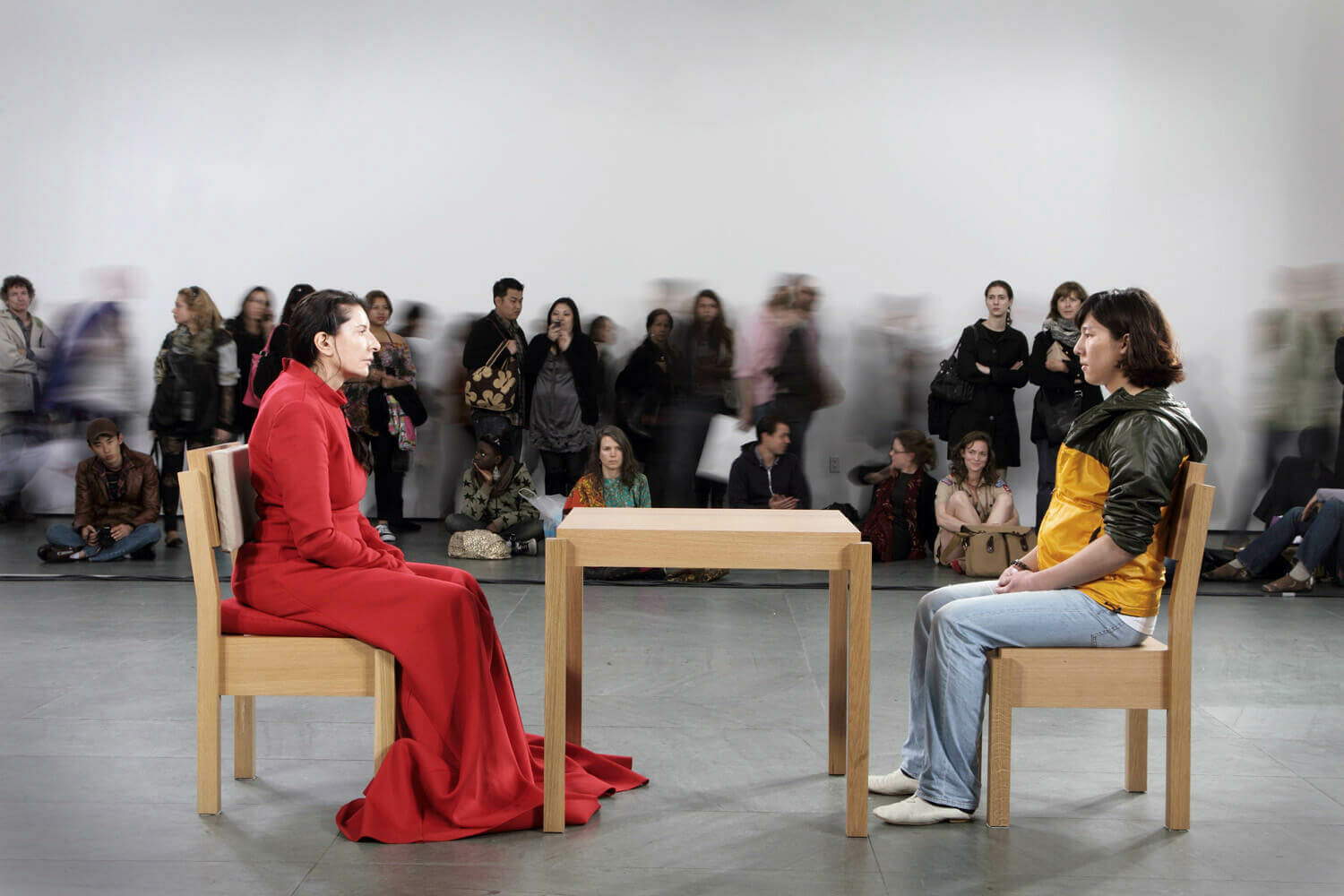 Marina Abramović, Der Künstler ist anwesend (2010; Performance). Foto: Galerie Sean Kelly