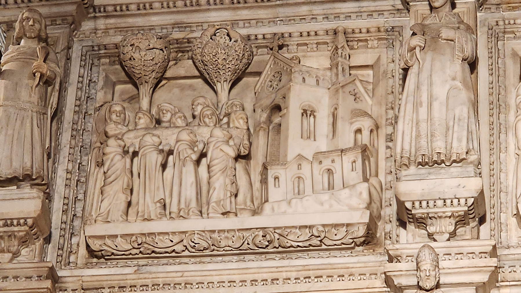 Pavia, Arca di Sant'Agostino. Foto: Finestre sull'Arte