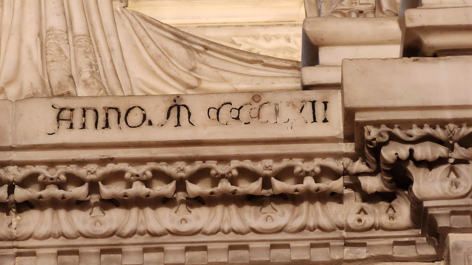 Pavia, Arca di Sant'Agostino. Foto: Finestre sull'Arte