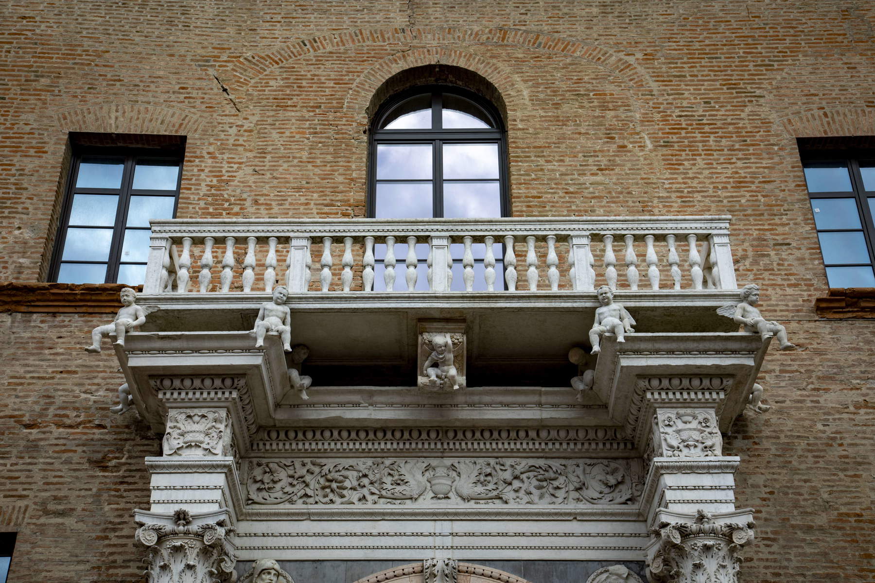 Detailansicht des Portals.