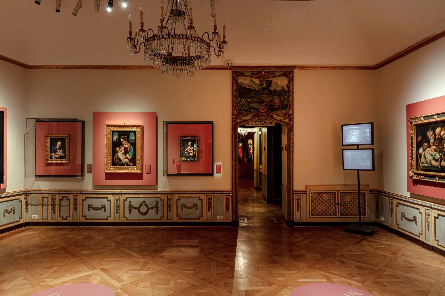 Mise en scène de l'exposition « Giovanni Antonio Bazzi, dit le Sodoma. À la conquête de la Renaissance »
