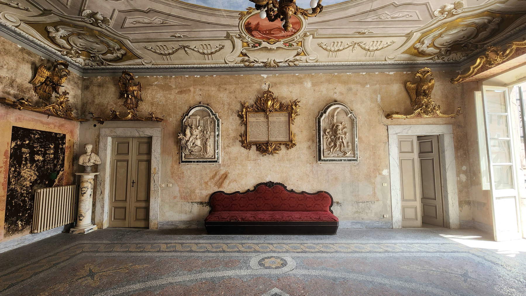 Salone di rappresentanza, Palazzo Staffetti Del Medico Sarteschi. Foto: Federico Giannini