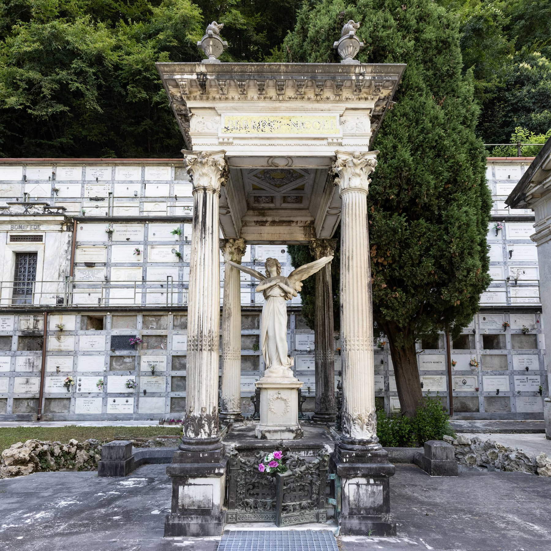Sepolcro della famiglia Berring Nicoli