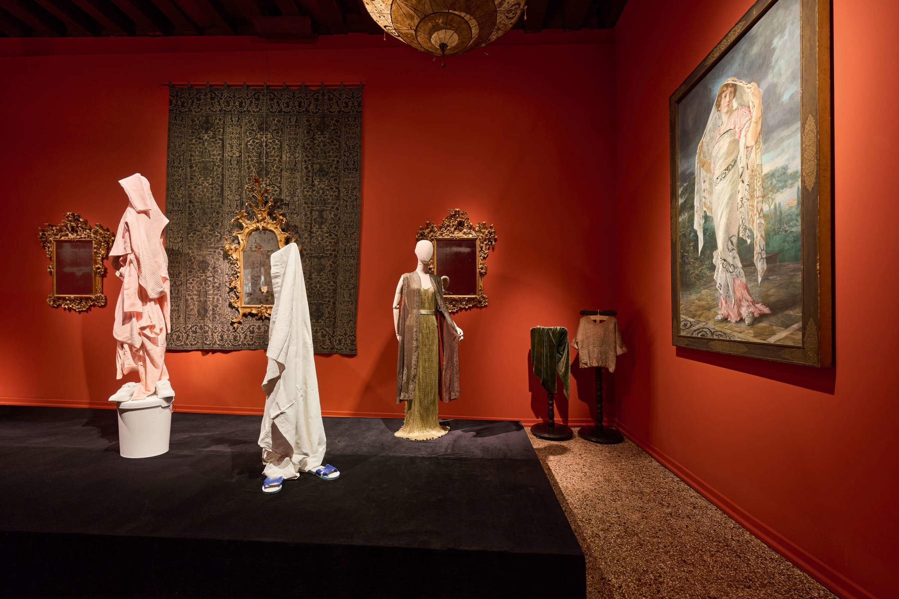 Exhibition installations from “Erwin Wurm: Dreamers.” Photo: Markus Gradwohl