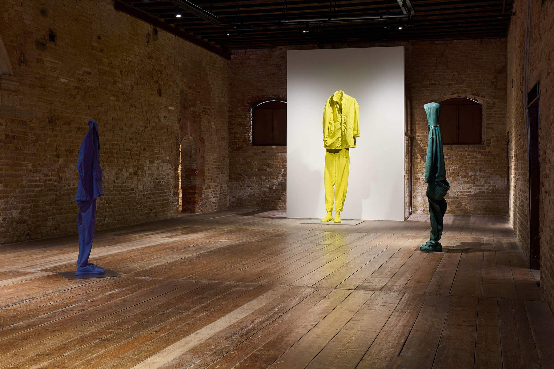 Exhibition installations from “Erwin Wurm: Dreamers.” Photo: Markus Gradwohl