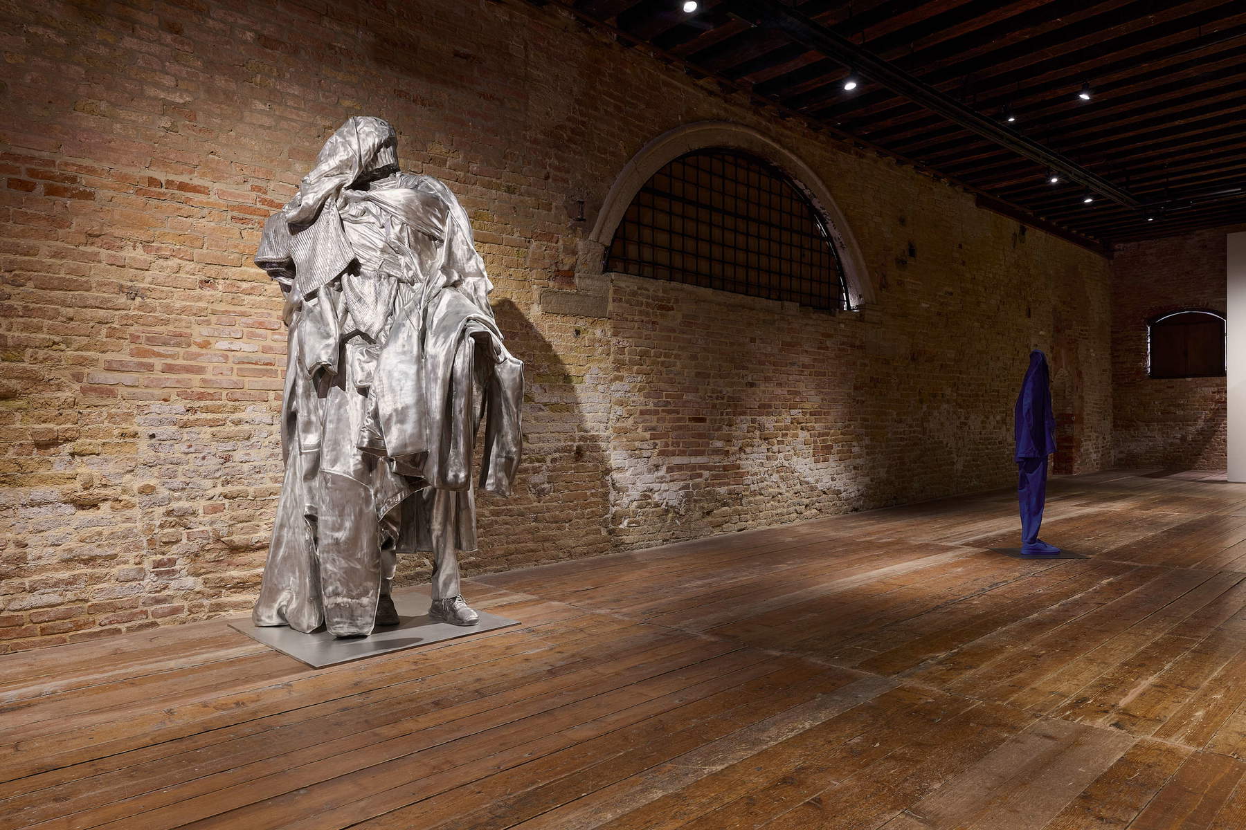 Exhibition installations from “Erwin Wurm: Dreamers.” Photo: Markus Gradwohl