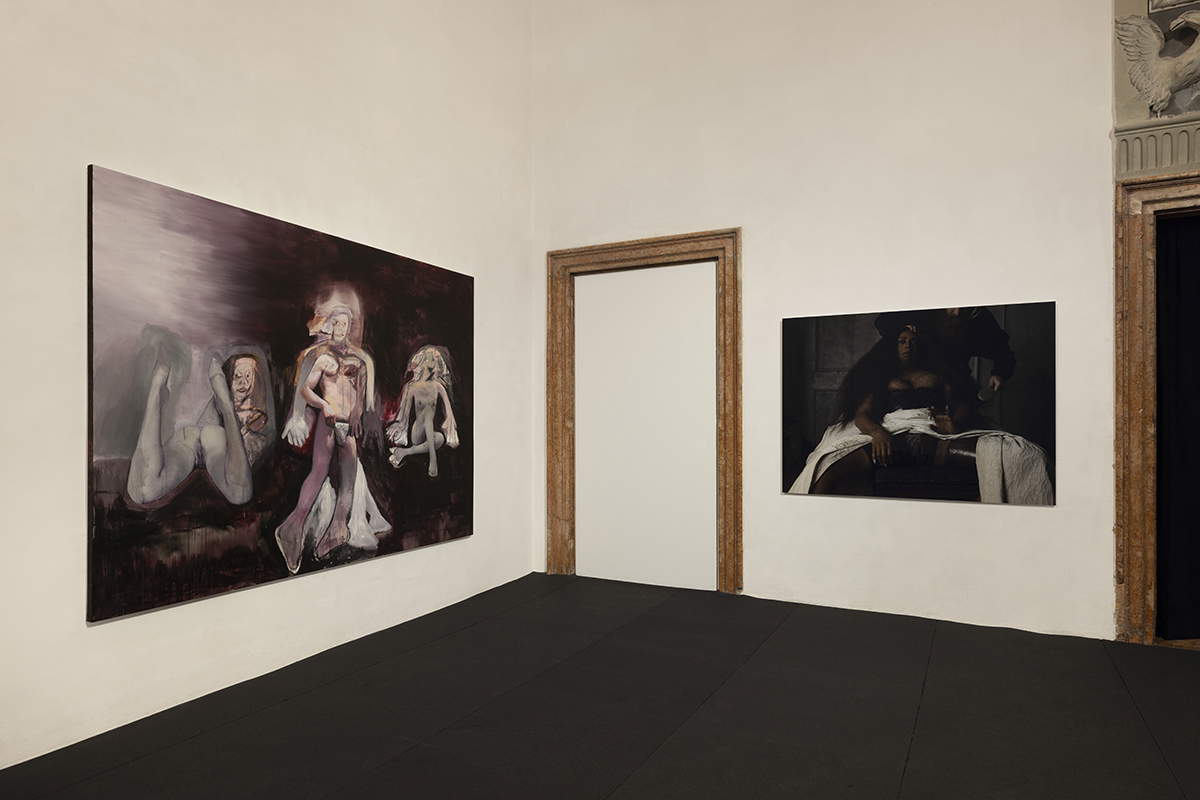 Installations de l'exposition « Helter Skelter : Arthur Jafa et Richard Prince ». Photo : Andrea Rossetti