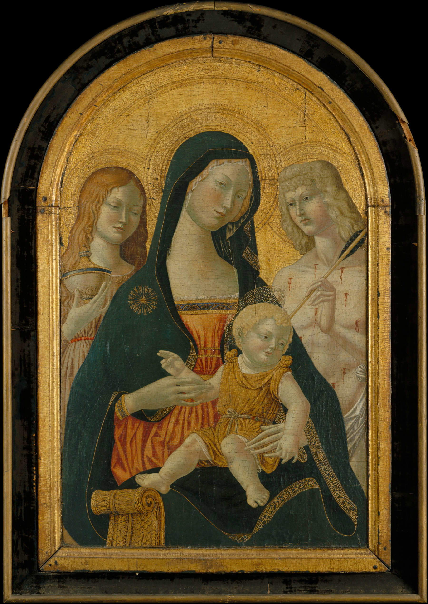 Icilio Federico Joni, Madonna mit Kind und Engeln (Ende des 19. – Anfang des 20. Jahrhunderts; Tempera auf Holz und Blattgold, 109,5 x 72,4 cm; New York, Metropolitan Museum)