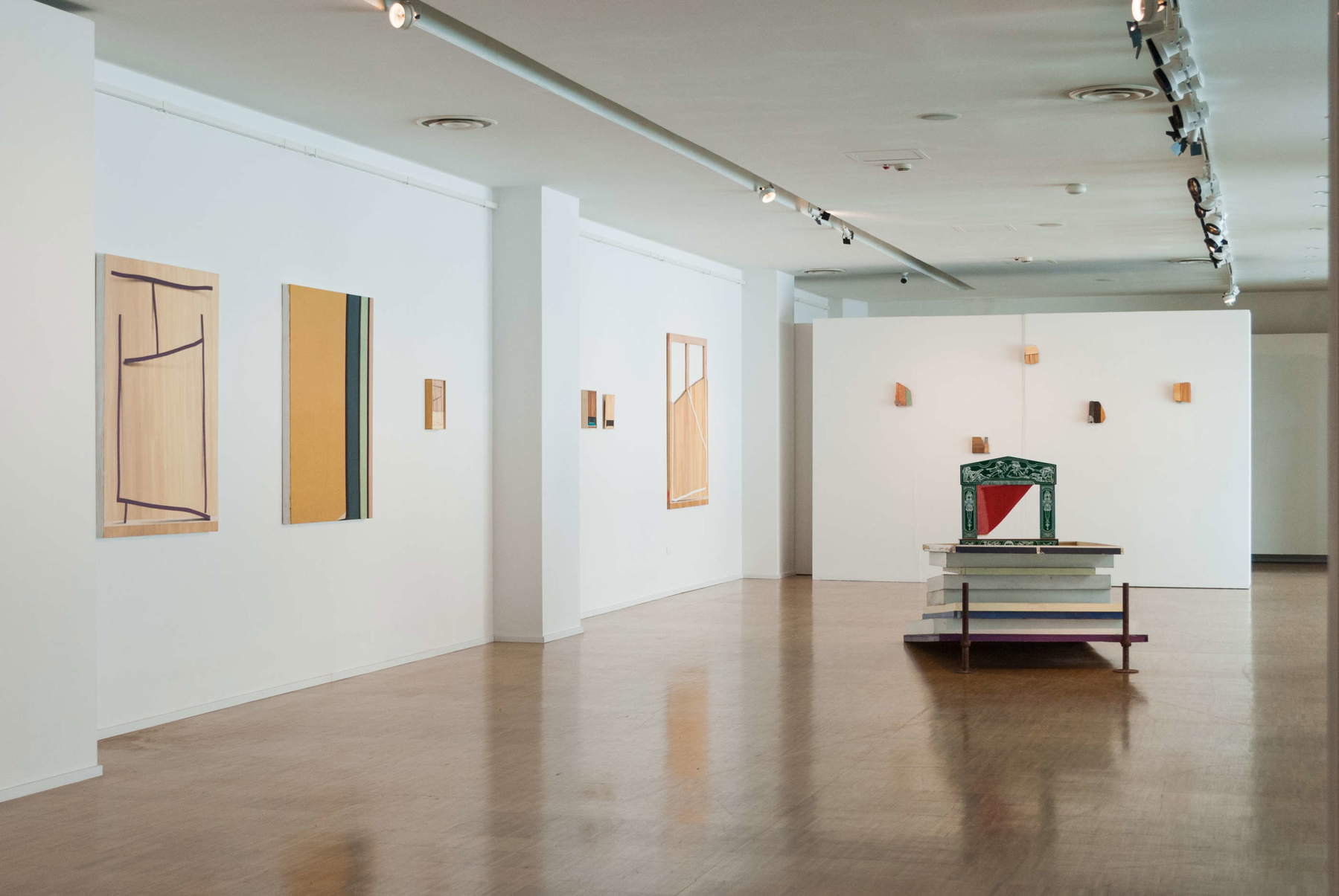 Luca Moscariello, «El paño y la uva», exposición individual, comisariada por Gabriele Salvaterra, Bolonia, Museo Lercaro, 2026