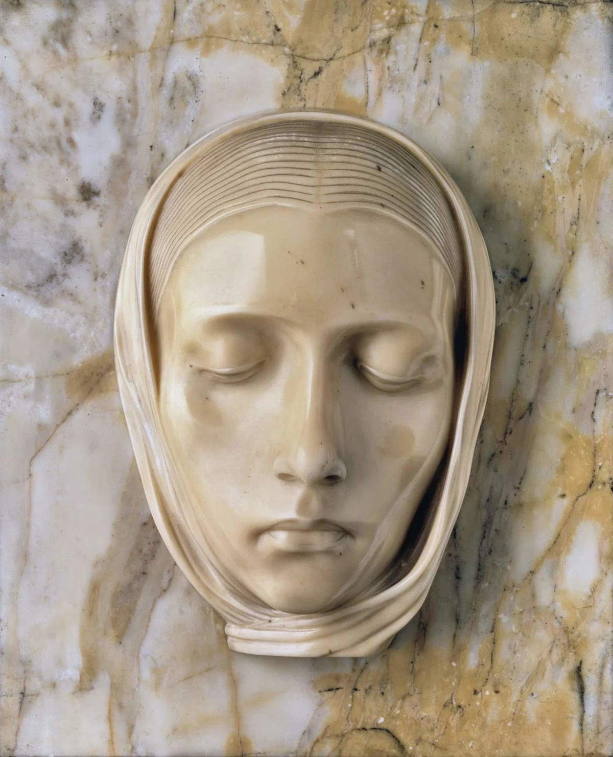 Adolfo Wildt, Visage de femme - Vierge (1925 ; marbre, 28 x 25 x 10 cm ; Pinacothèque de Brera, n° d'inv. 7434)