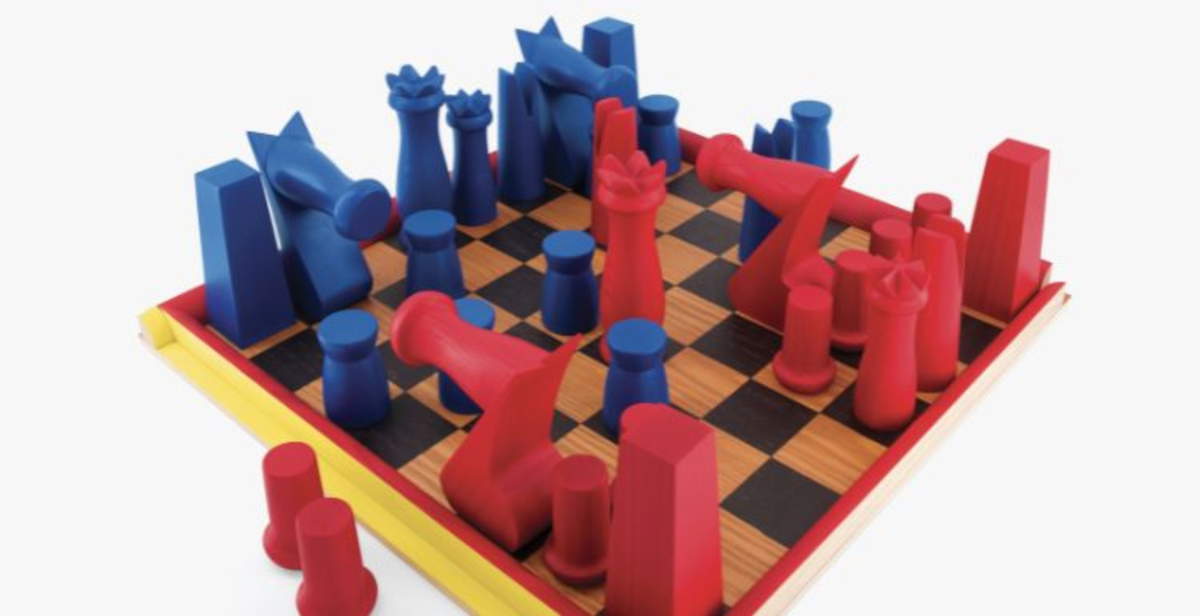 Phillips launches deluxe edition of Alexander Calder chess set