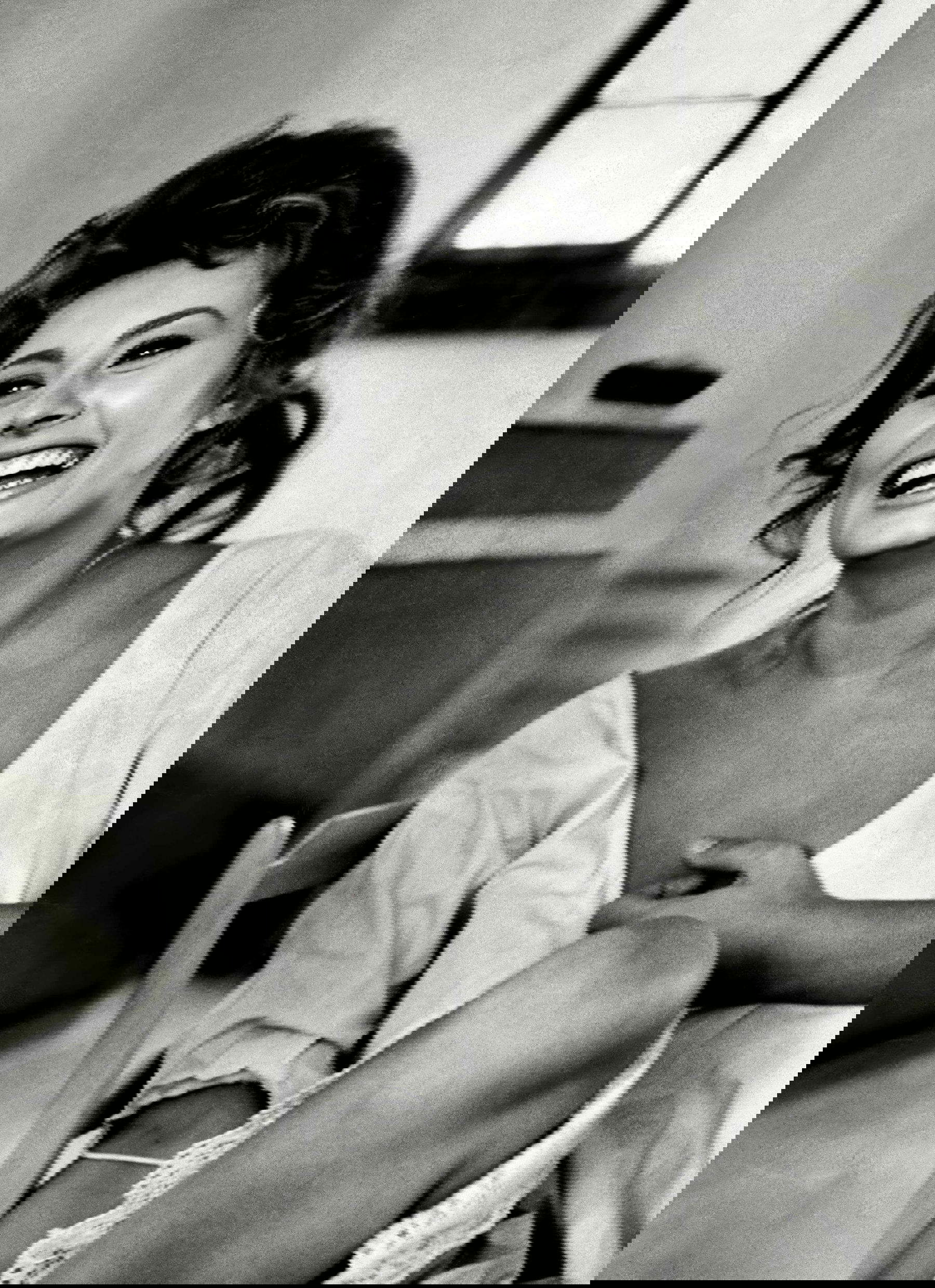 Alfred Eisenstaedt, Sophia Loren (1961; Rome) &copy; Alfred Eisenstaedt /The LIFE Picture Collection / Shutterstock