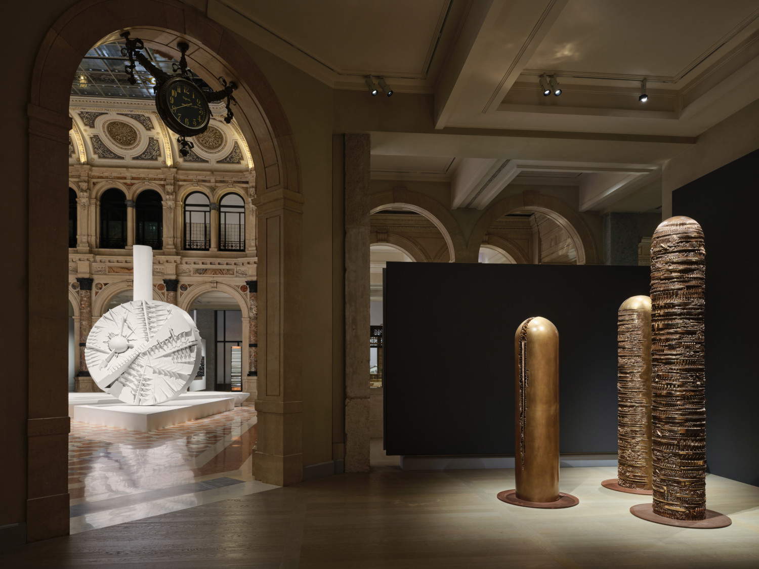 Arnaldo Pomodoro. A Life, Gallerie d'Italia - Milan, Intesa Sanpaolo Museum, 2026. Photo: Agostino Osio - Alto Piano Studio. Courtesy of Arnaldo Pomodoro Foundation and Intesa Sanpaolo.