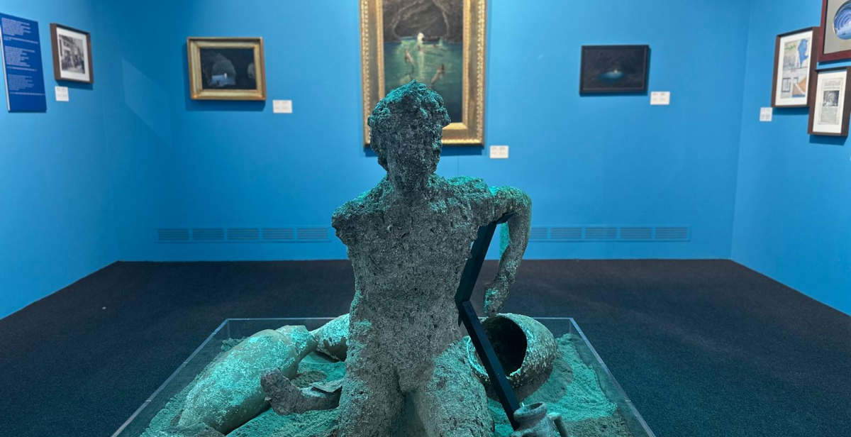 Capri feiert den 200. Jahrestag der Entdeckung der Blauen Grotte mit einer Ausstellung in der Certosa