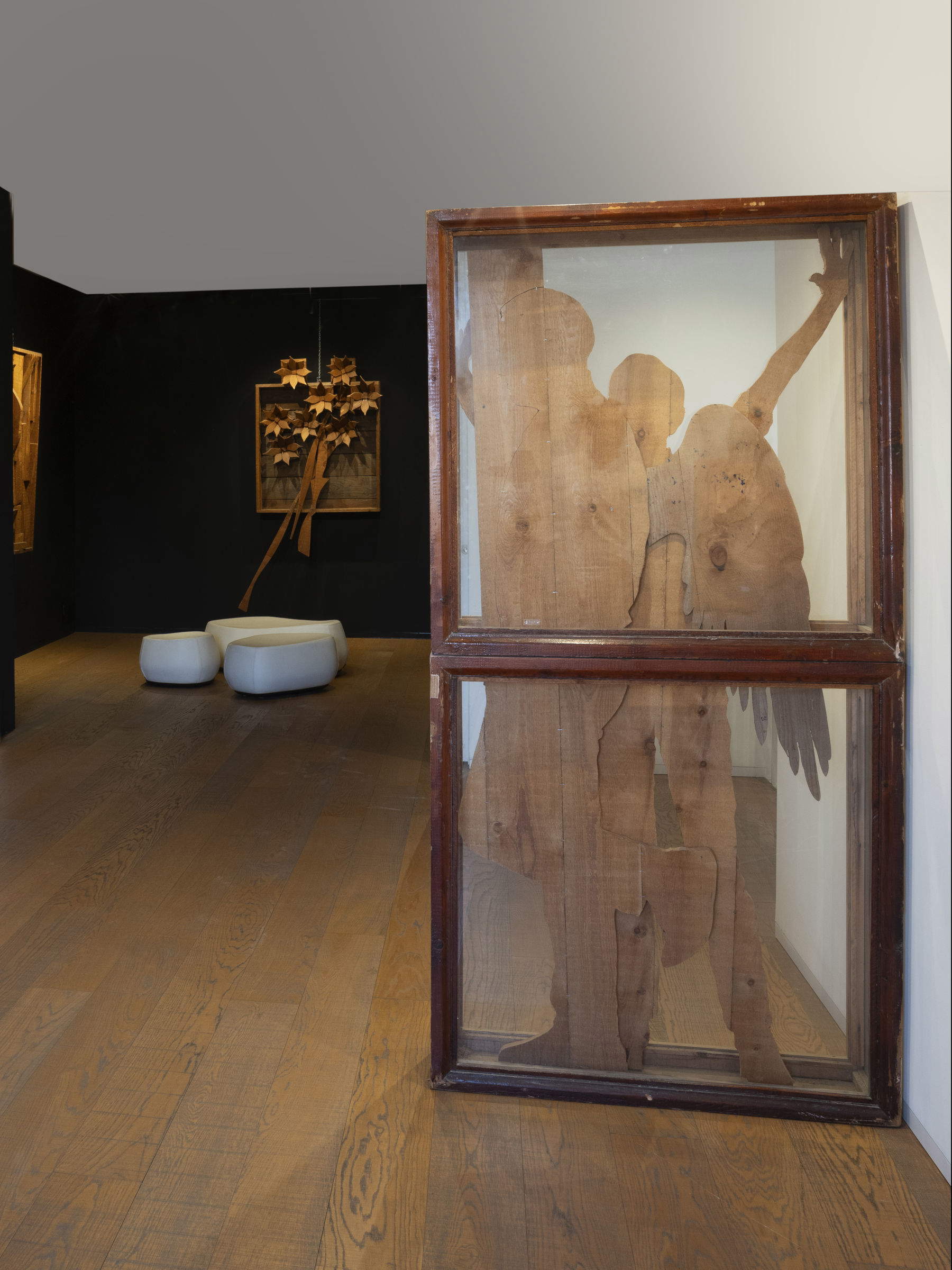 Montaje de la exposición Mario Ceroli. Mito y Materia en la galería Tornabuoni Arte de Florencia. Foto: Tornabuoni Arte