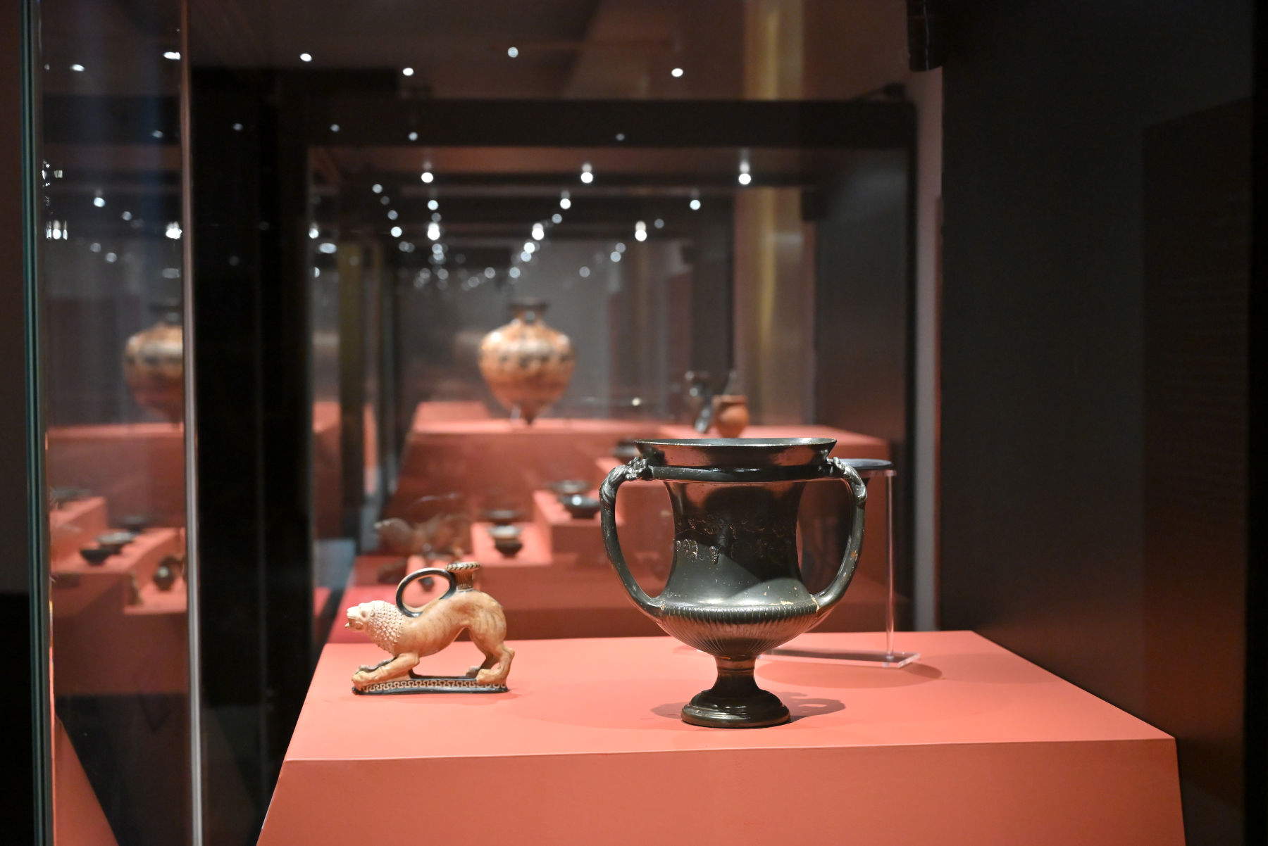 Setup for the “Return of the Heroes” exhibition at the Villa Giulia Museum. Photo: Valentina Sensi