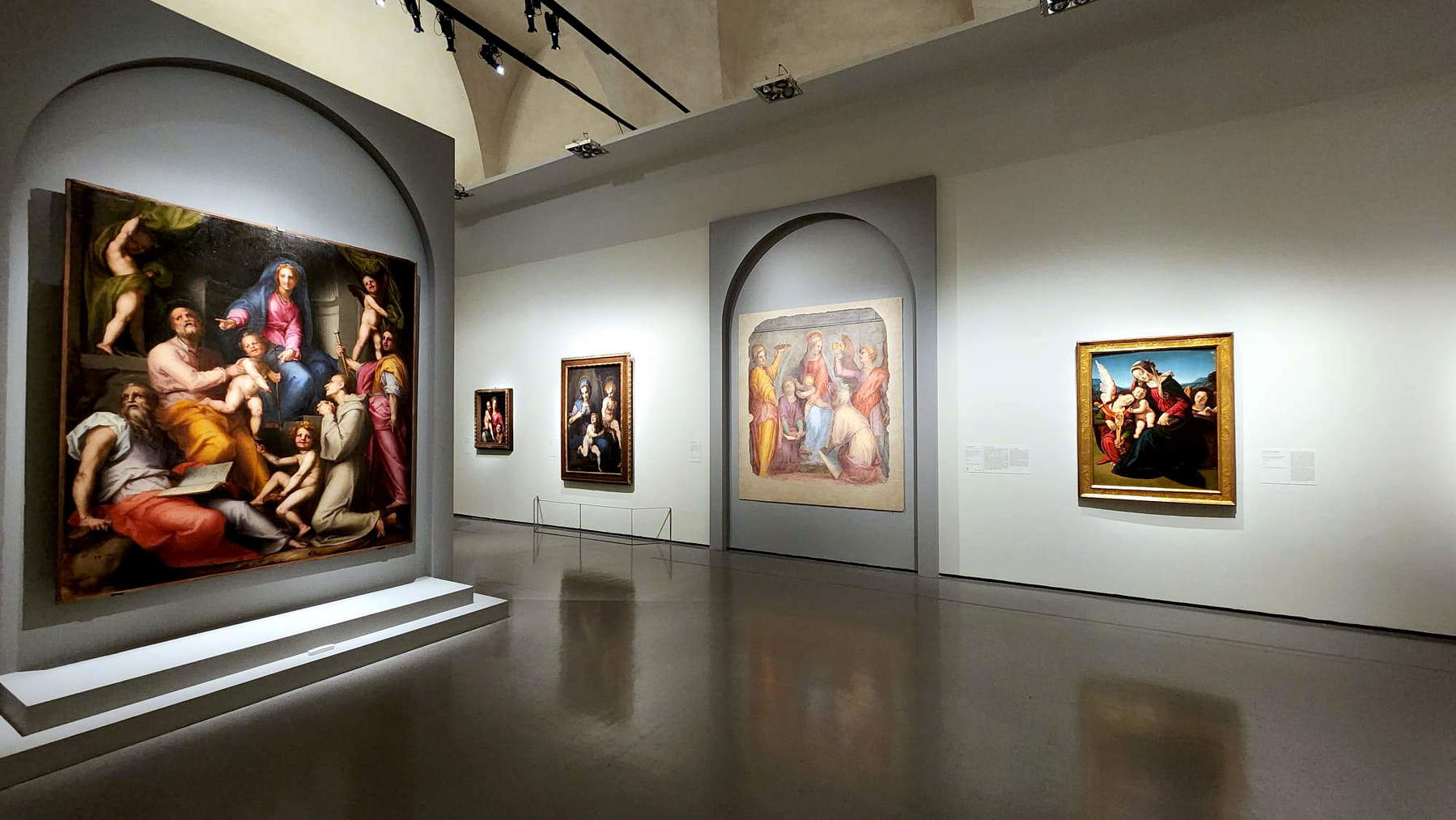 View of the exhibition installation at the Scuderie del Quirinale. Photo: Finestre sull'Arte