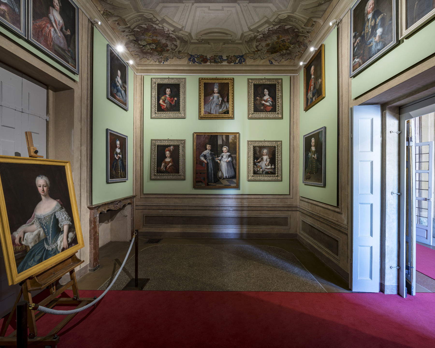 Blick auf die Installation in der Sala Principini. Foto: Mariano Dallago
