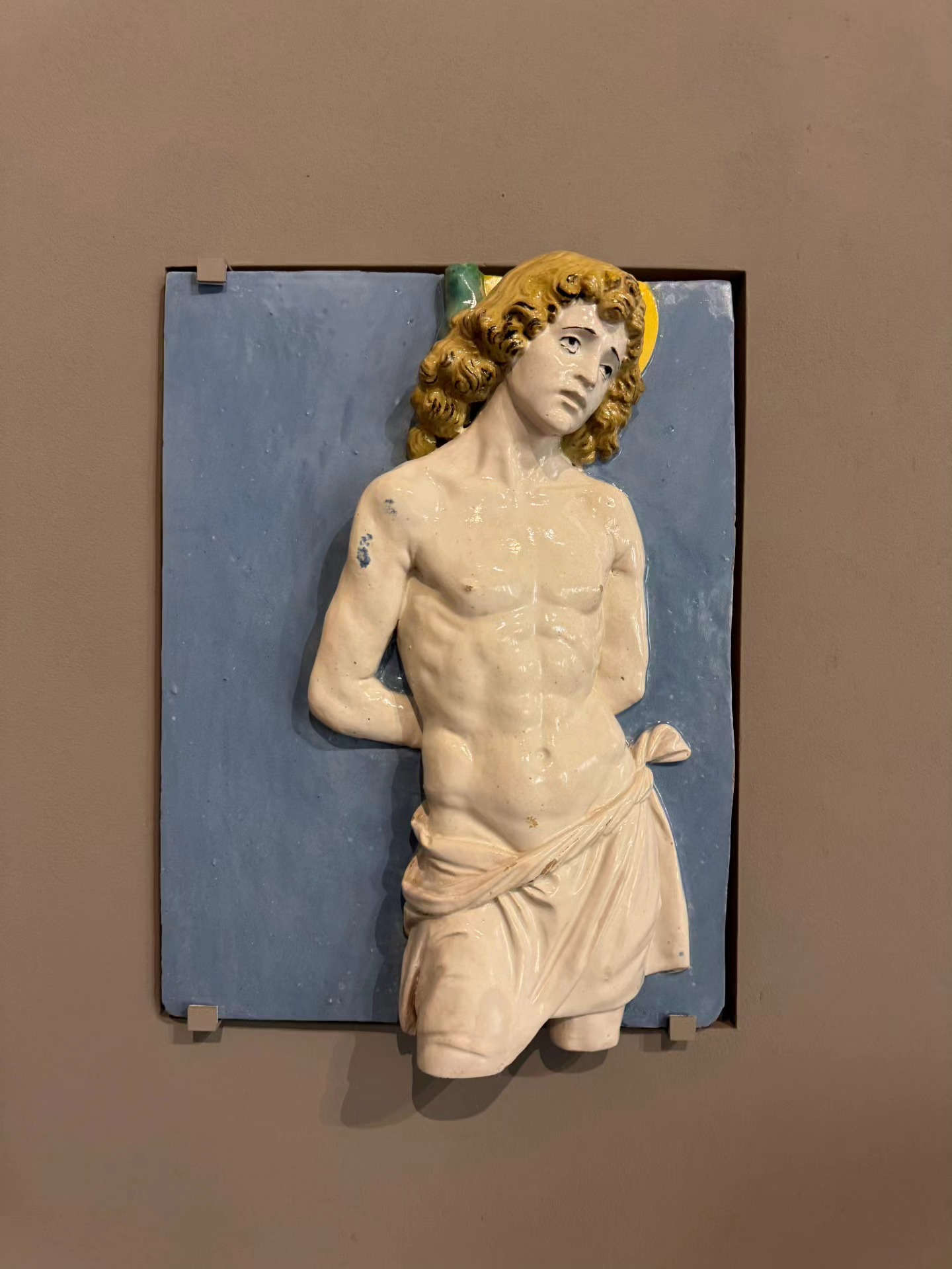 Der restaurierte Heilige Sebastian von Andrea della Robbia