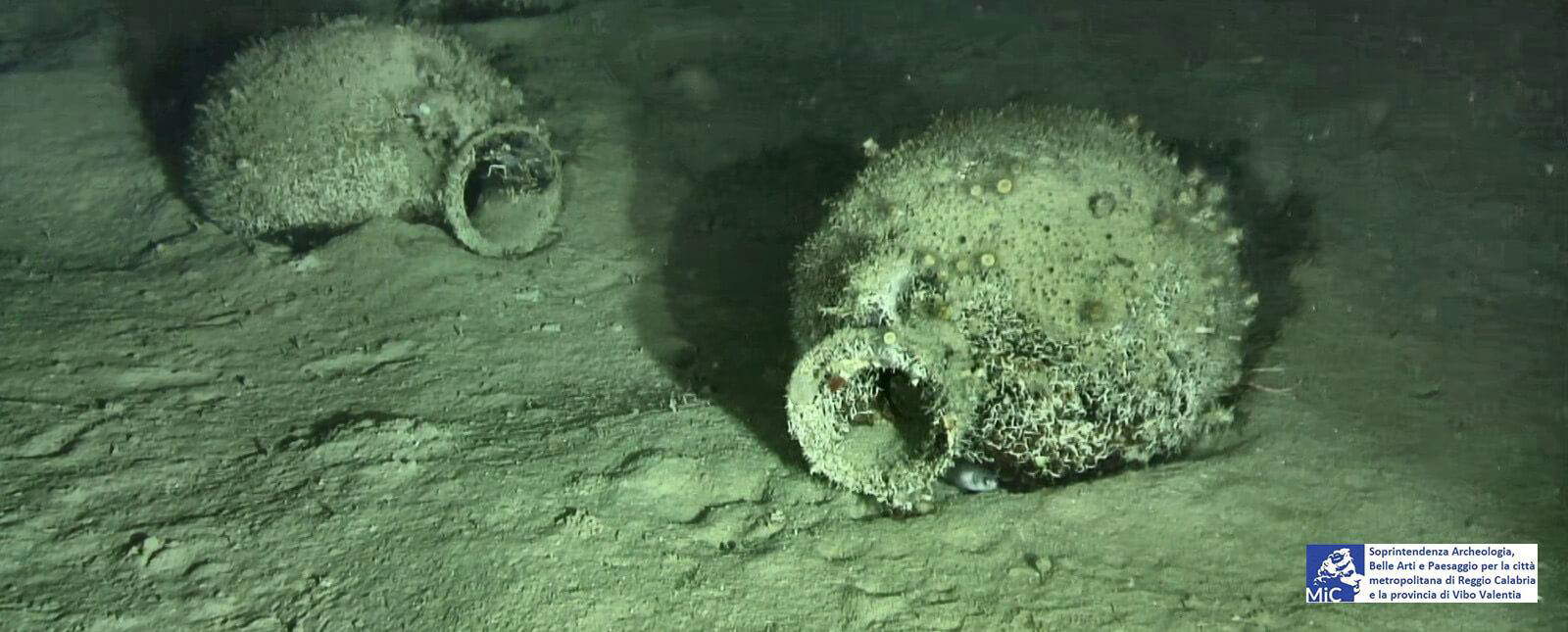 Anfore trovate a Monasterace. Foto: Ministero della Cultura / SABAP Reggio Calabria e Vibo Valentia