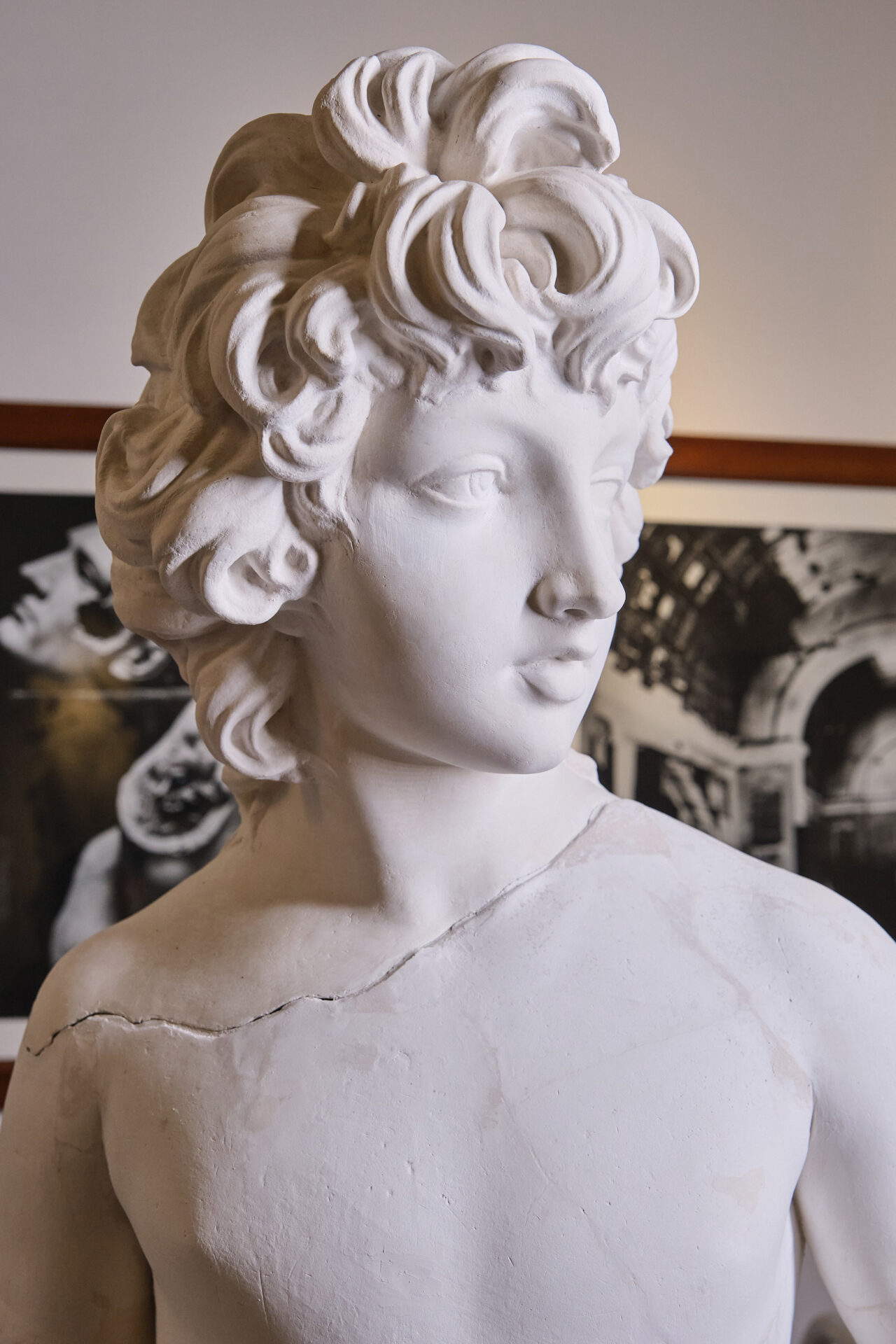 Antonio Canova, Il Principe Henryk Lubomirski come Amore, gesso originale (1785-1787 circa; gesso; Possagno, Museo Gypsotheca Antonio Canova). Foto: Lino Zanesco