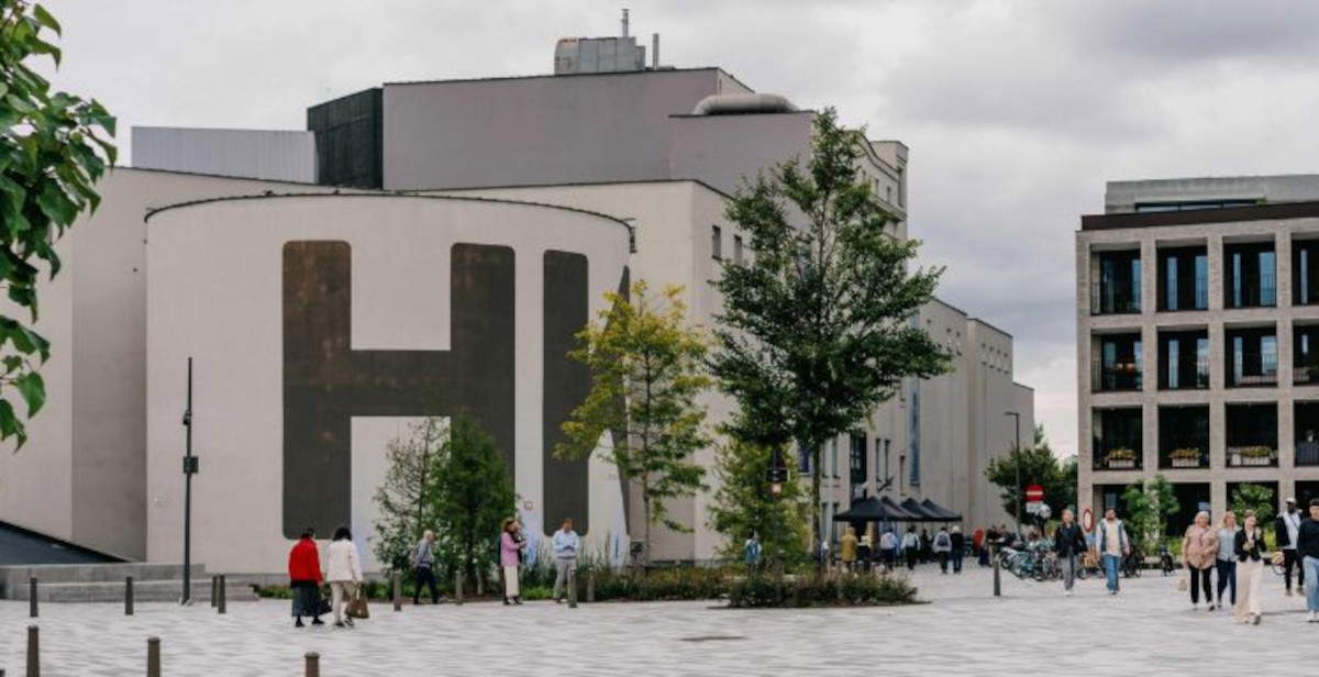 Amberes, los galeristas demandan al ministro Gennez por el futuro del museo M HKA