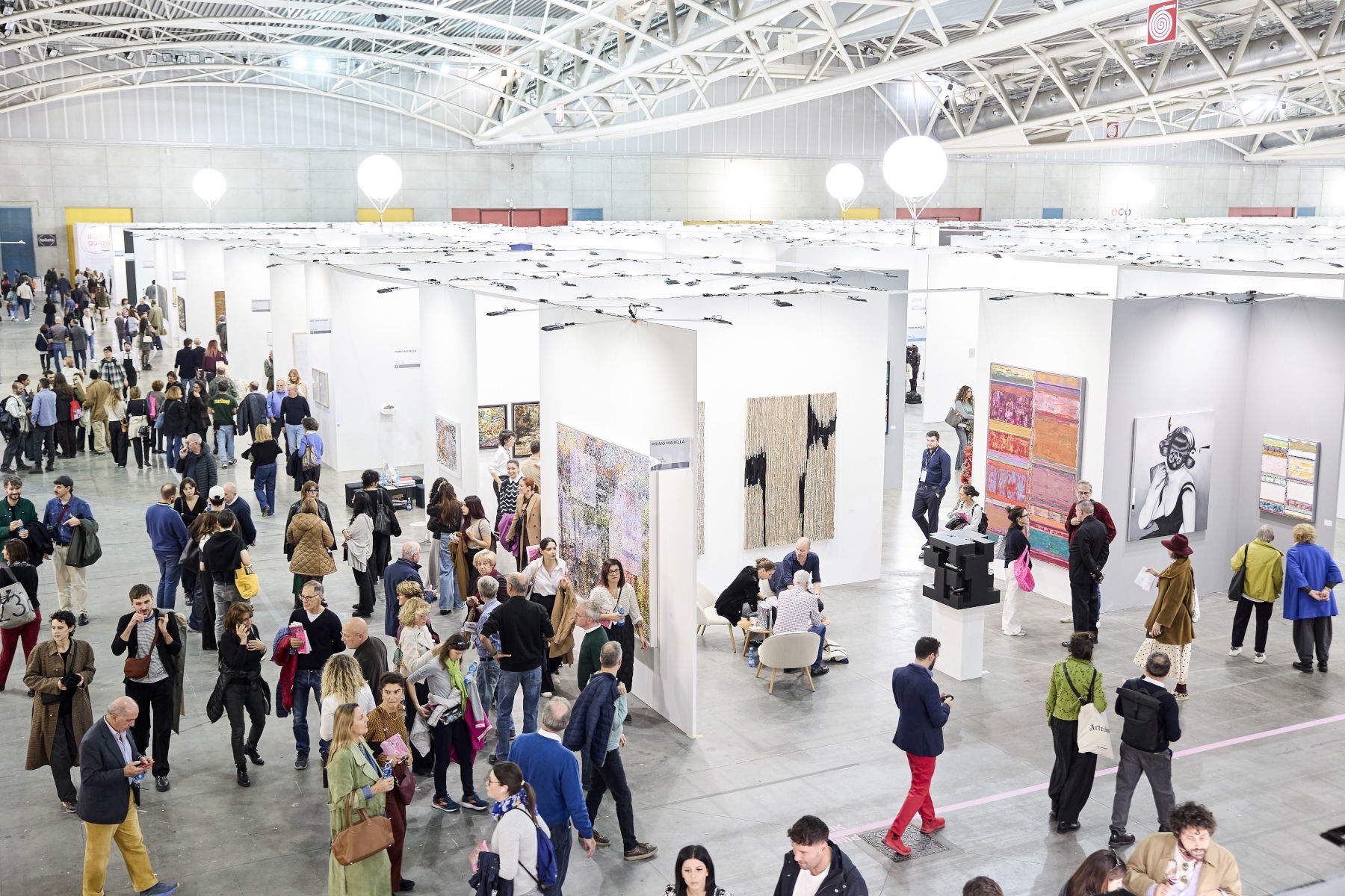 Artissima 2025. Foto: Perottino-Piva-Castellano-Bergadano/ Artissima 2025