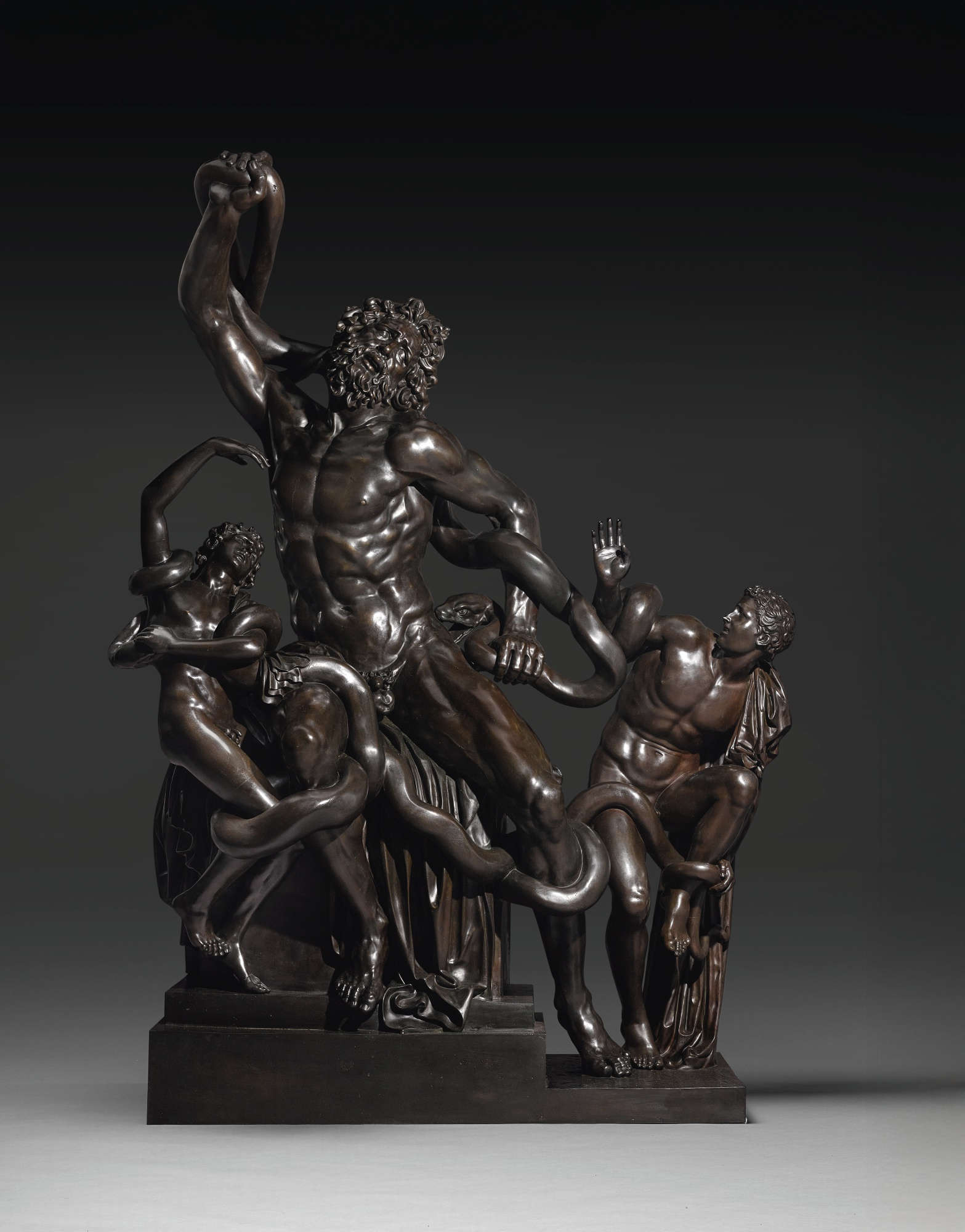 Auguste-Jean-Marie Carbonneaux, Laokoon Hamilton (1817; Bronze, 234 × 163 cm)