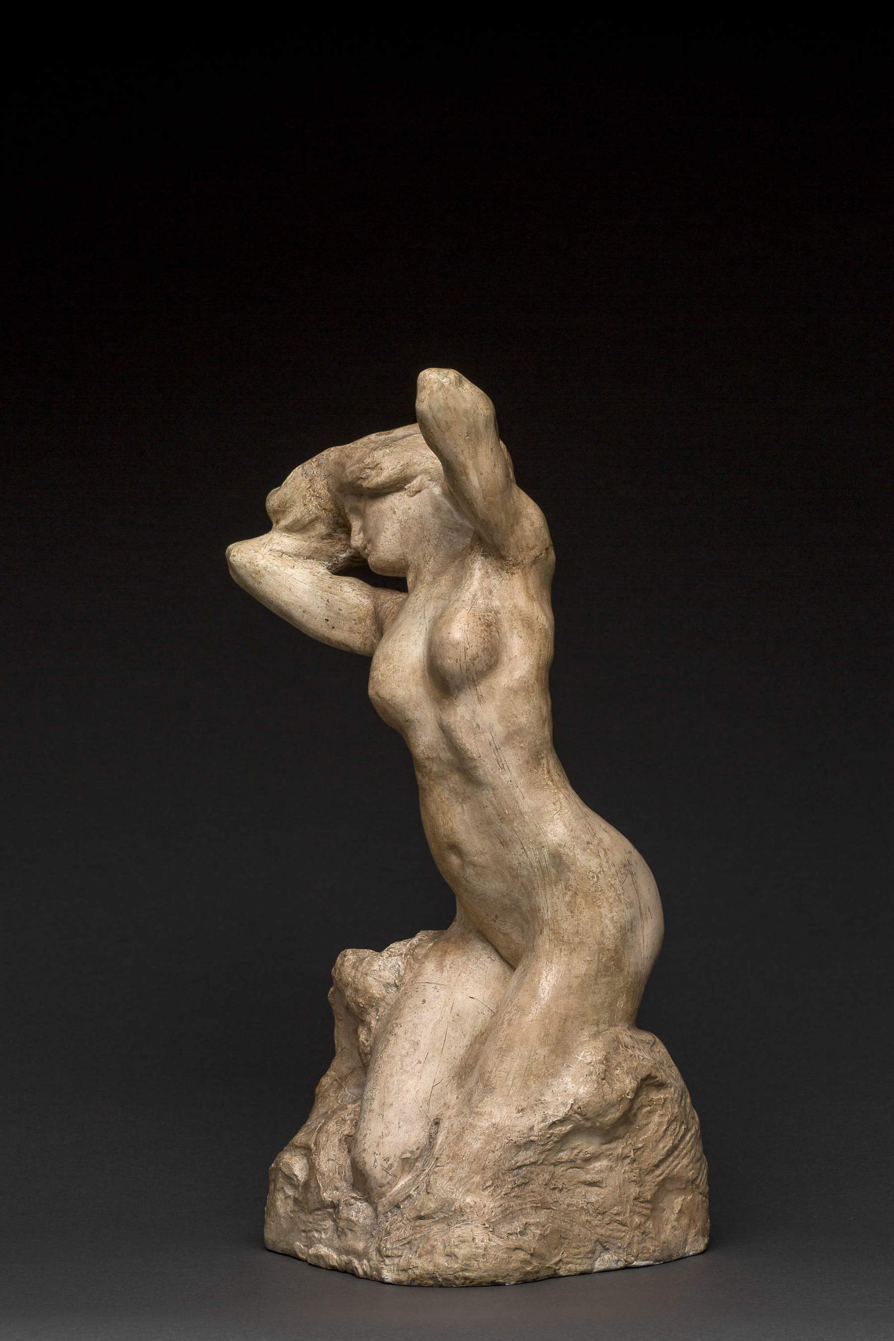 Auguste Rodin, „Toilette de V&eacute;nus“ (Skulptur, vor 1888; Gips, 47,2 x 24,5 x 21 cm; Paris, Mus&eacute;e Rodin) &copy; Agence Photographique du Mus&eacute;e Rodin – Pauline Hisbacq