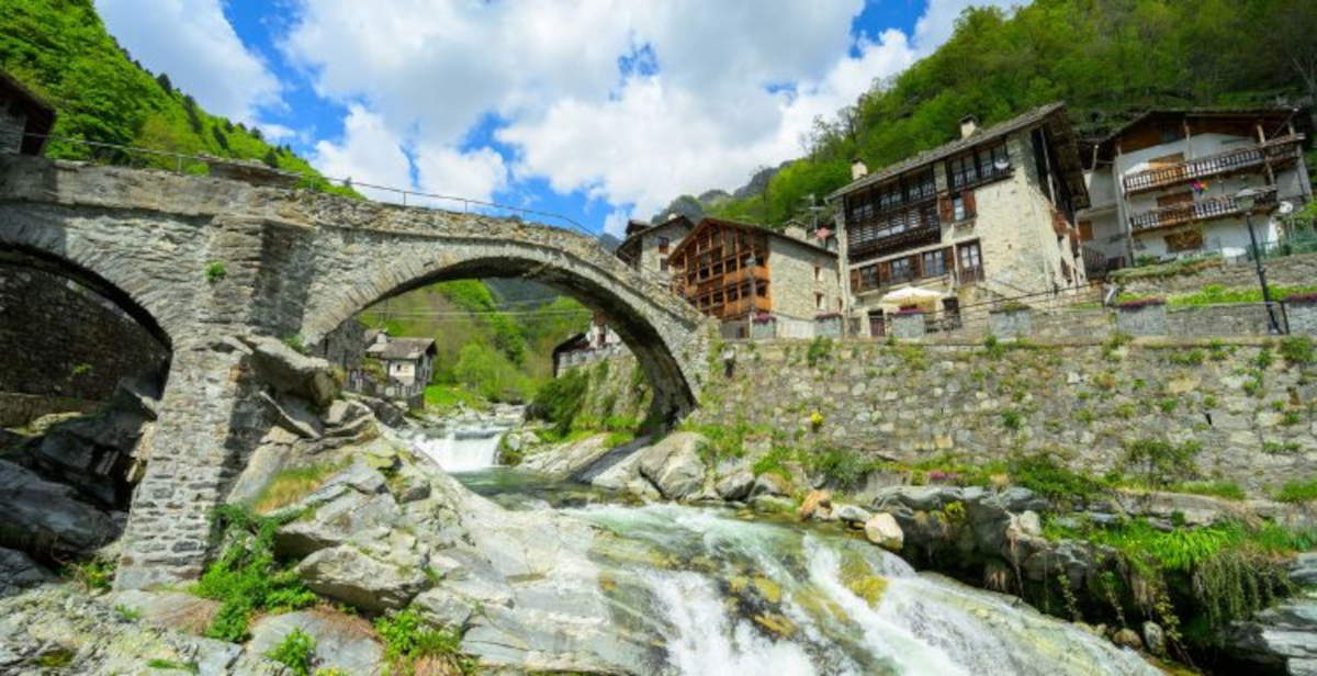 Rassa, a village of art and history among the valleys of Valsesia