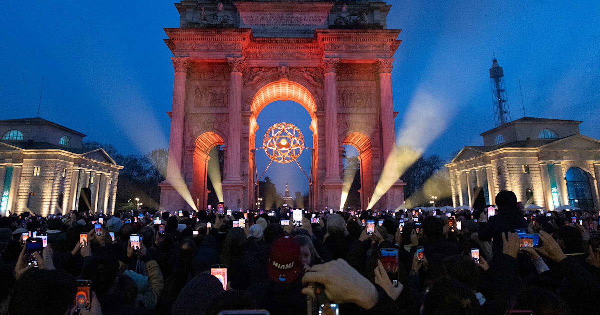 The Milan Cortina 2026 brazier at the Arch of Peace. Photo: Olympics.com