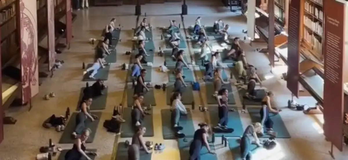 Fitness in der Braidense: Die Bibliothek wird für eine Veranstaltung zum Fitnessstudio!