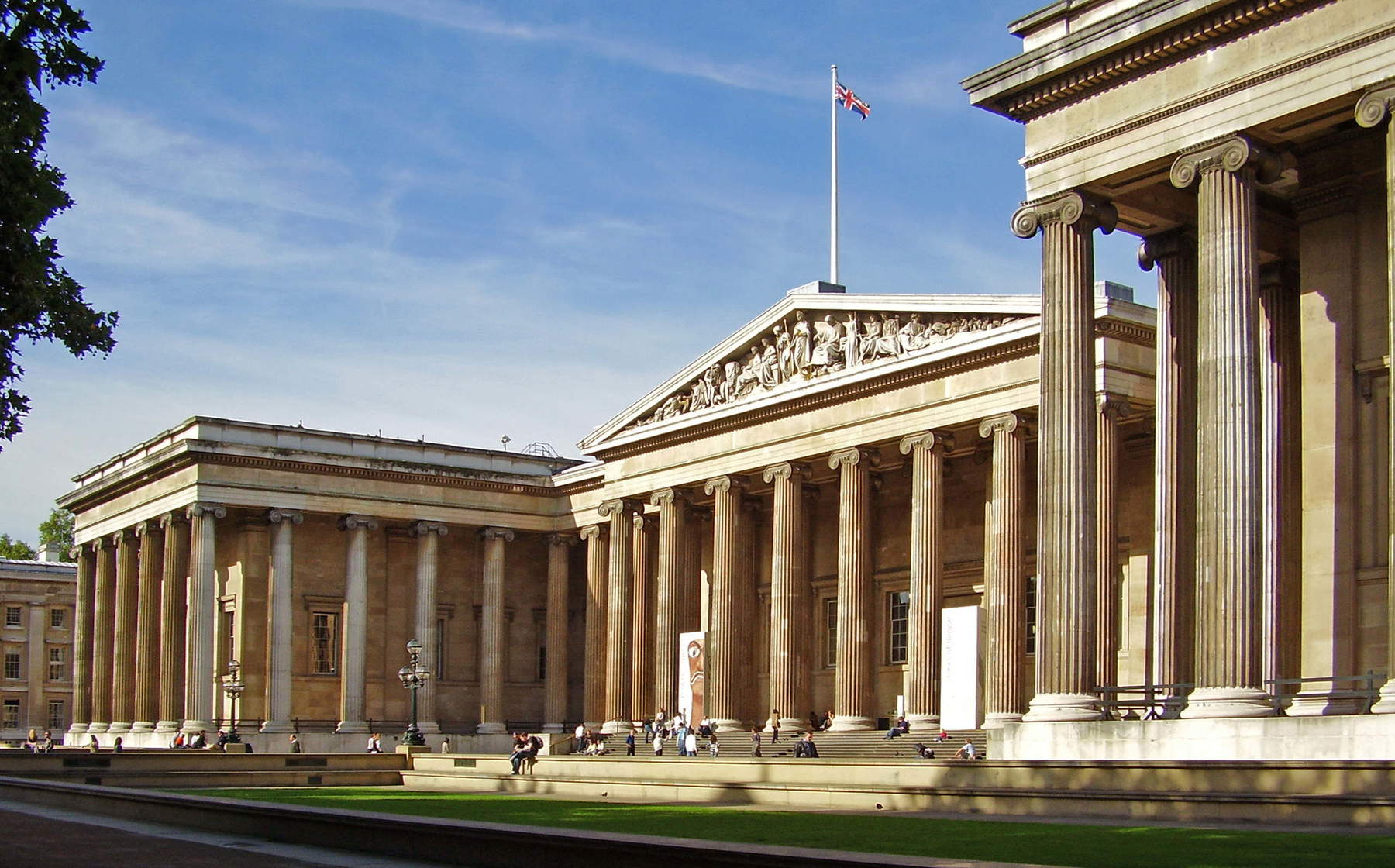 Fassade des British Museum. Foto: Wikimedia/Ham