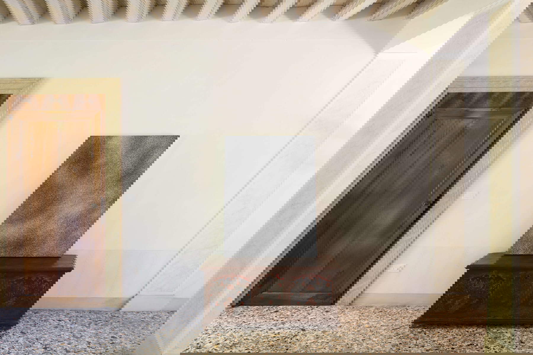 Allestimenti della mostra The Shape of the Self / La forma del S&eacute;