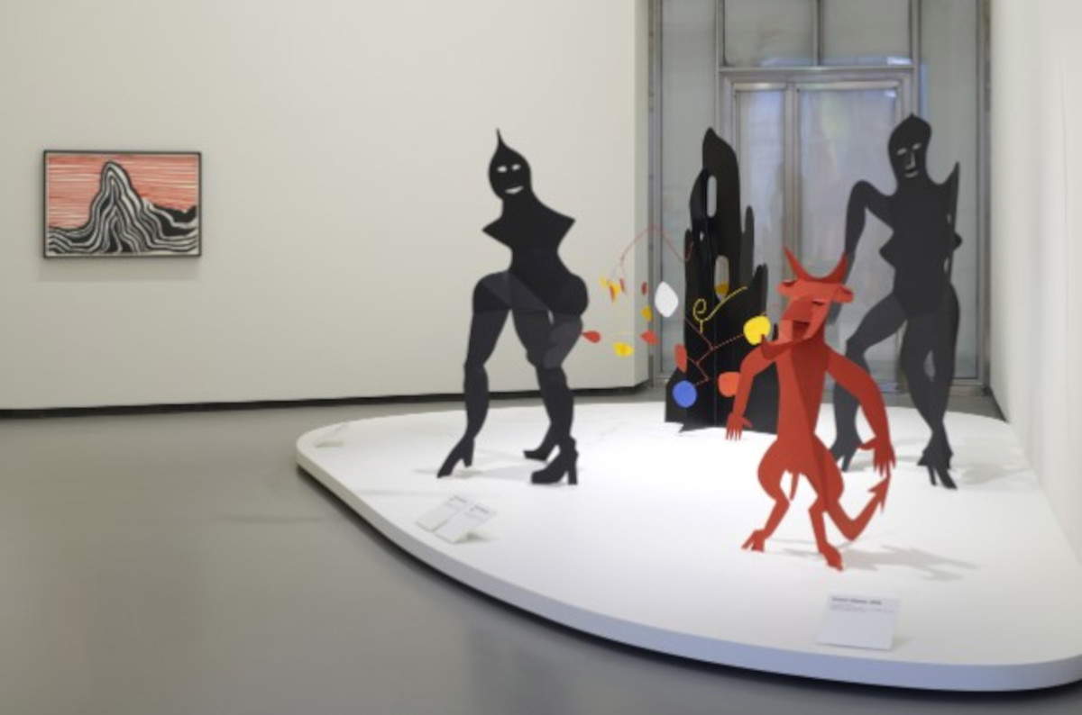 Installationsansicht der Ausstellung Calder. R&ecirc;ver en &eacute;quilibre, in der Fondation Louis Vuitton, Paris. &copy; 2026 Calder Foundation, New York / ADAGP, Paris &copy; Fondation Louis Vuitton / David Bordes